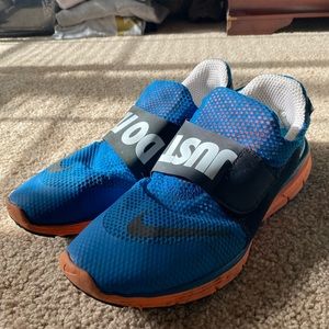 Nike lunarlon running shoes